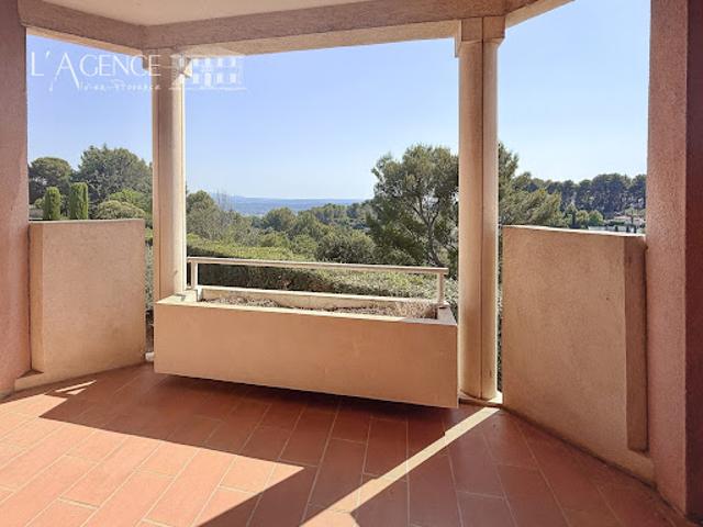 Appartement avec terrasse