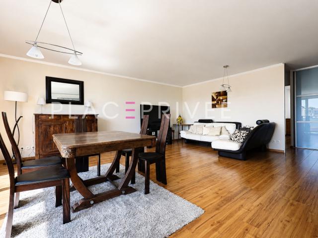 Appartement avec terrasses et ascenseur