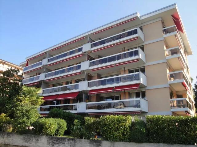 Appartement avec vue panoramique sur le lac Clarens Rue du Lac 89 5.5 pièces au 3ème étage