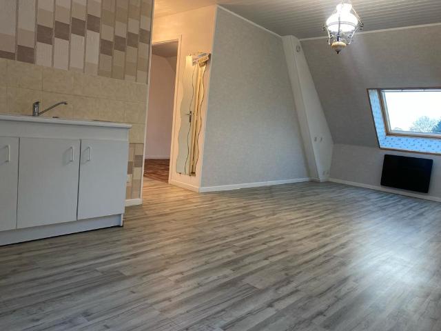 Appartement avec 1 chambre en location hyper centre à Grandvilliers