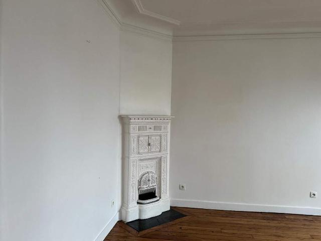 Appartement avec 2 chambres dans le 10ème arrondissement de Paris, 75010: 55 m² — #5182