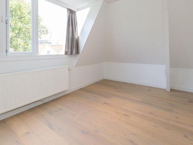 Appartement Barentszstraat in Den Haag