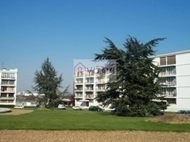 APPARTEMENT BEAUVAIS 3 pièce s 63.3 m2