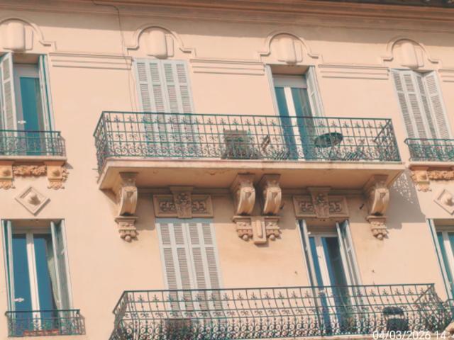 Appartement Belle Époque de 1906, faisant partie du patrimoi