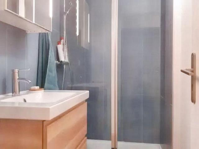Appartement bien placé, face à un parc