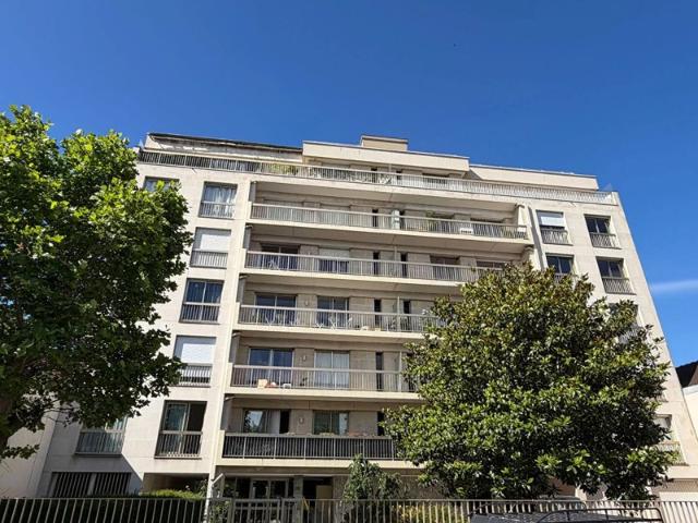 Appartement Bois Colombes Victor Hugo, studio de 27.72 m2