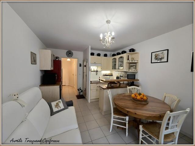 Appartement bord de MER à vendre 2 pièces meublé et équipé en rez de chaussée avec GARAGE CHATELAILLON PLAGE 17