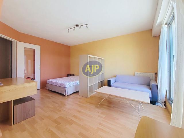 Appartement Bordeaux 1 pièce s 34.15 m2