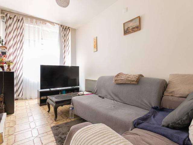 Appartement Bordeaux T1 bis Place de la Victoire