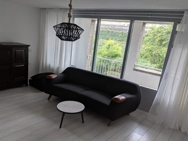 Appartement Boris Pasternakstraat in Amsterdam