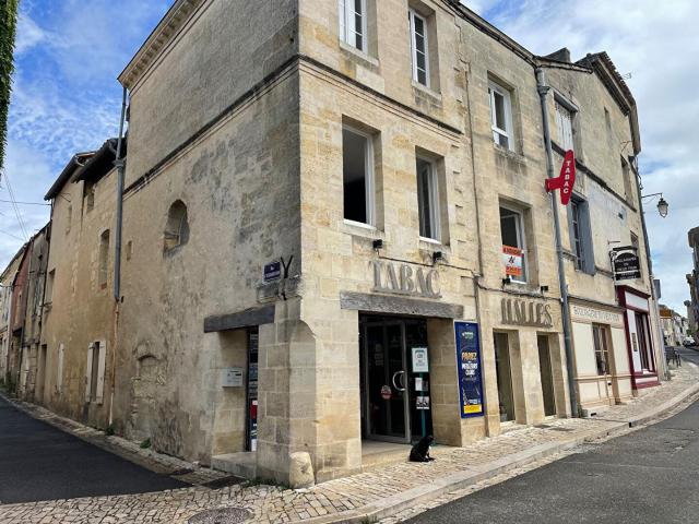 Appartement Bourg 2 pièces 43.56 m2 44m² Bourg