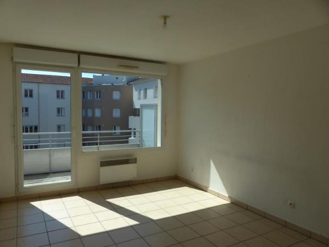 APPARTEMENT BOURGOIN JALLIEU 2 pièce s 42 m2