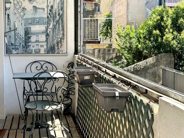 APPARTEMENT BOURGEOIS PARADIS 8ème