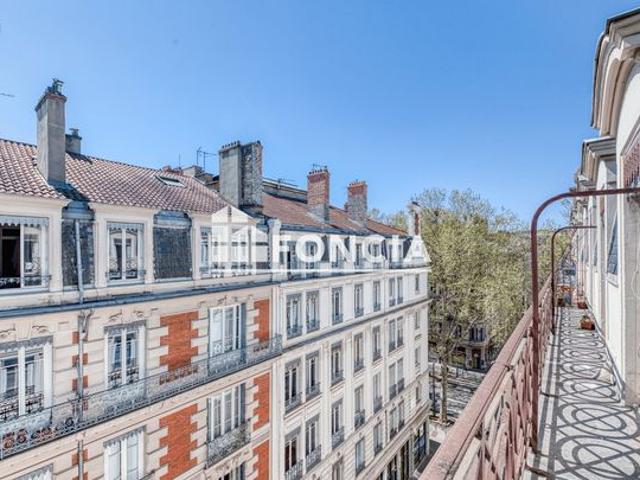 Appartement bourgeois rénové – Lyon 3 Préfecture – plein sud avec balcon