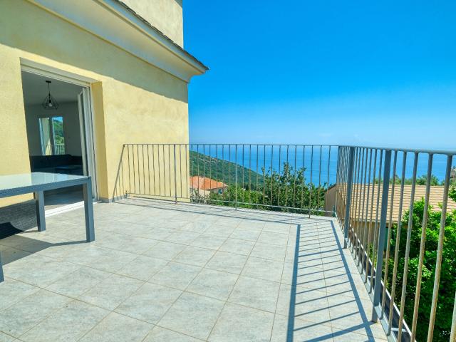 Appartement Brando Poretto 3 pièce s 74 m2 avec terrasses vue mer + place de stationnement privative