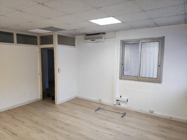 Appartement bureau de3 pièces à louer à Lacq