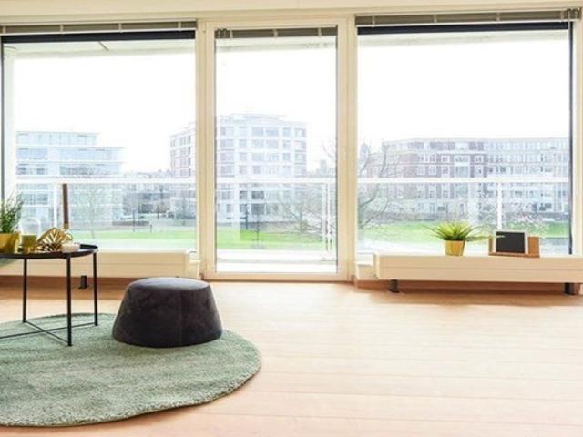 Appartement Burgemeester De Monchyplein in Den Haag