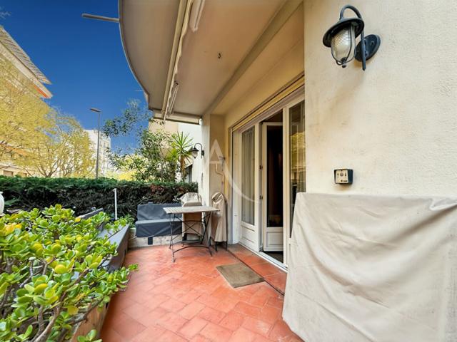 Appartement Cannes 2/3 pièces 59.03 m2 terrasse cave