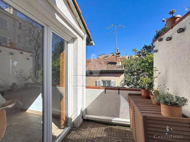APPARTEMENT CANNES HAUT SUQUET
