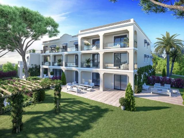 Appartement Cap D'antibes Dernier Étage Vue Mer 169m² Antibes