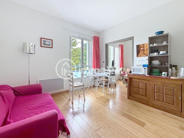 APPARTEMENT CAROLLES LA CROIX PAQUERAY