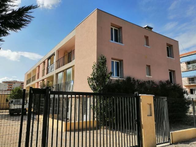 Appartement Carpentras 3 pièce s 60 m2