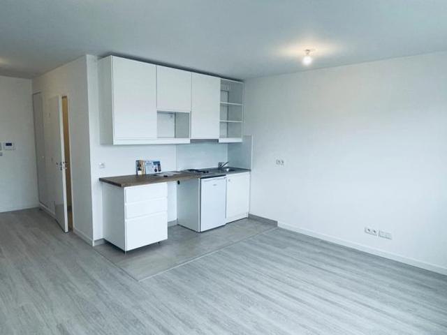 APPARTEMENT CARRIERES SOUS POISSY T3 PARKING DJE 0207