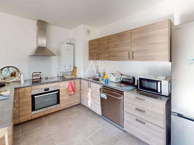 Appartement Castanet Tolosan 3 pièce s 68.32 m2 Centre