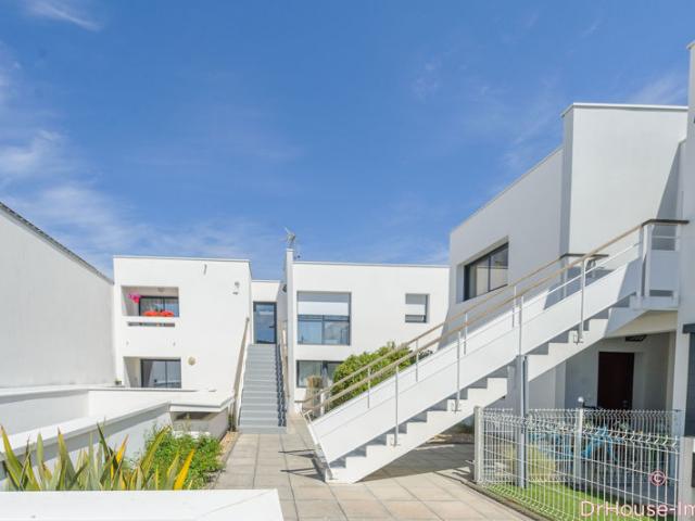 APPARTEMENT CENTRE ANGOULINS 47m2 3 PIECES BALCON CAVE PARKING