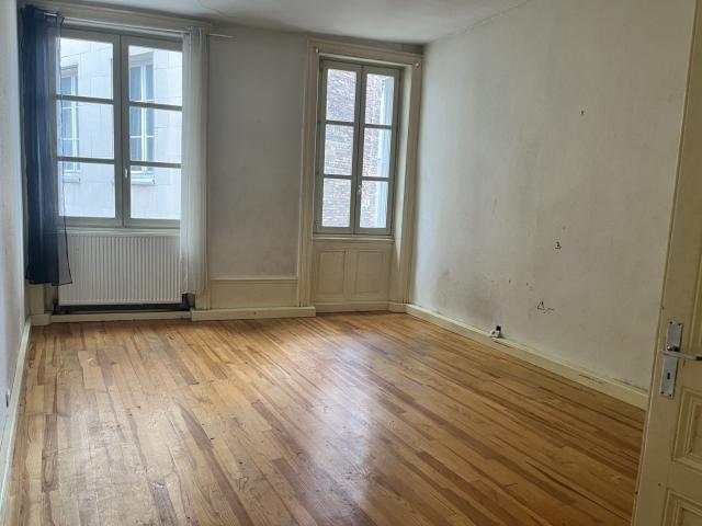 Plateau divisé en 5 lots