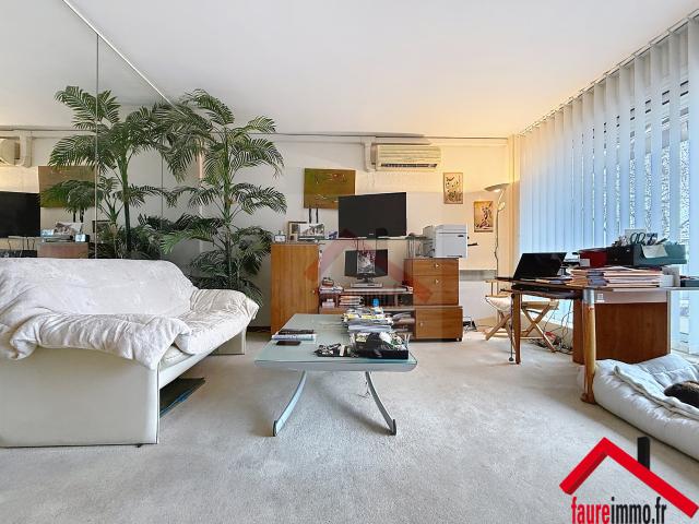 APPARTEMENT CENTRE VILLE