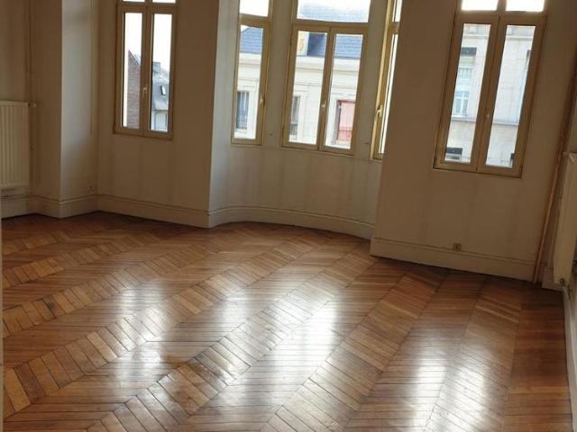 APPARTEMENT / CENTRE VILLE