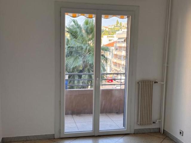 Appartement Centre Ville à Cagnes Sur Mer 3 pièce s 55.19 m2