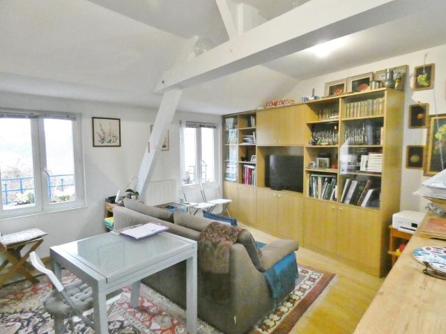 Appartement centre ville, deux pièces.