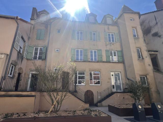 Appartement centre ville de Charolles dans résidence avec as
