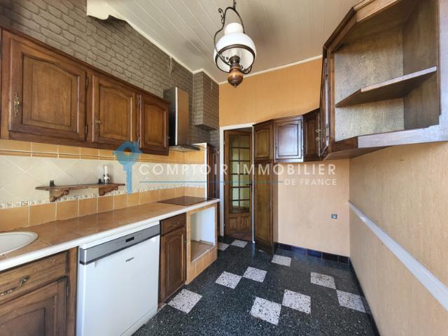 APPARTEMENT CENTRE VILLE DE NIMES P4 AU 2éme étage