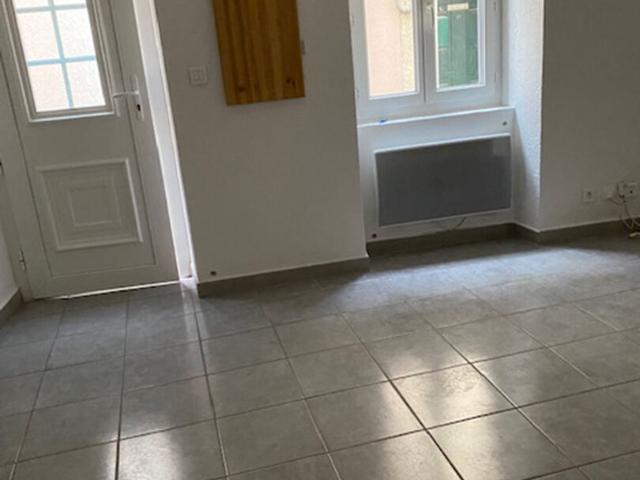 Appartement Chateaurenard 1 pièce s 18.44 m2