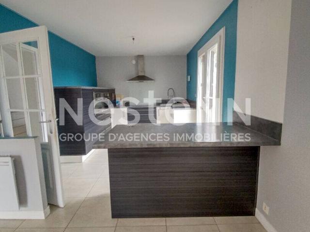 APPARTEMENT CHAUNY PROCHE CENTRE VILLE 4 CHAMBRES 133