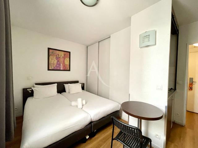Appartement Charenton Le Pont 1 pièce s 17.82 m2