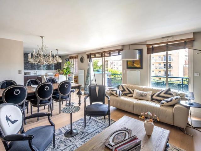 Appartement Charenton Le Pont 2 pièces 81.27 m2