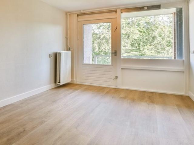 Appartement Charlotte Brontéstraat in Amsterdam