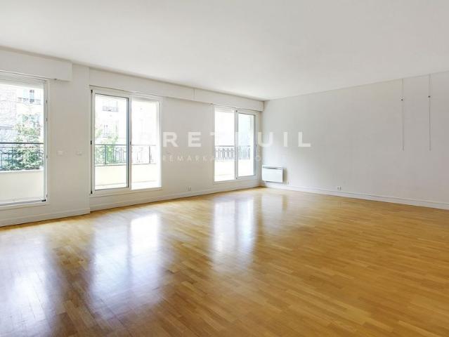 Appartement • Charles Laffitte