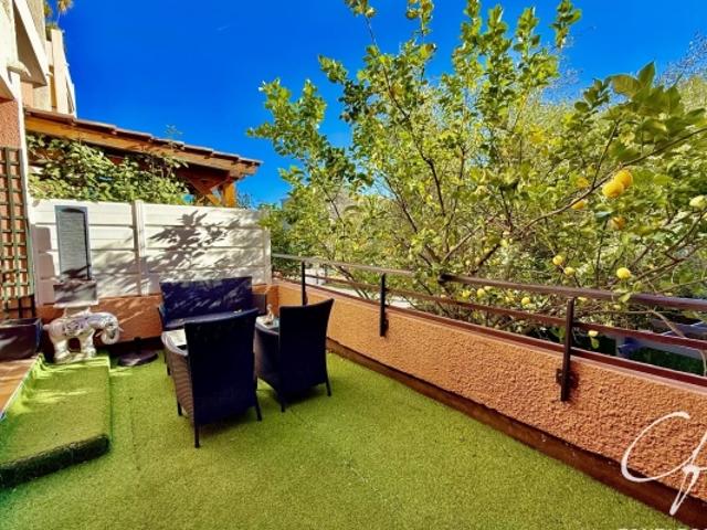 Appartement charmant à Valescure avec piscine