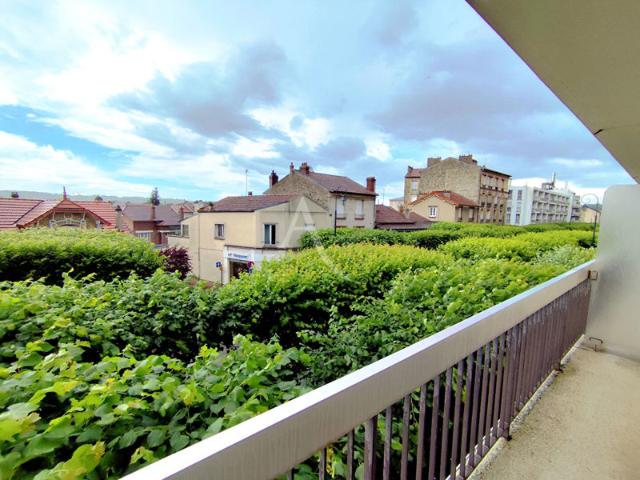 Appartement Chelles 1 pièce s 29 m2