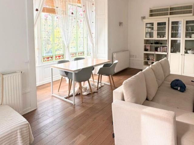 Appartement + combles+ cave + place parking 105m² Belley