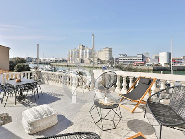 Appartement contemporain avec terrasse