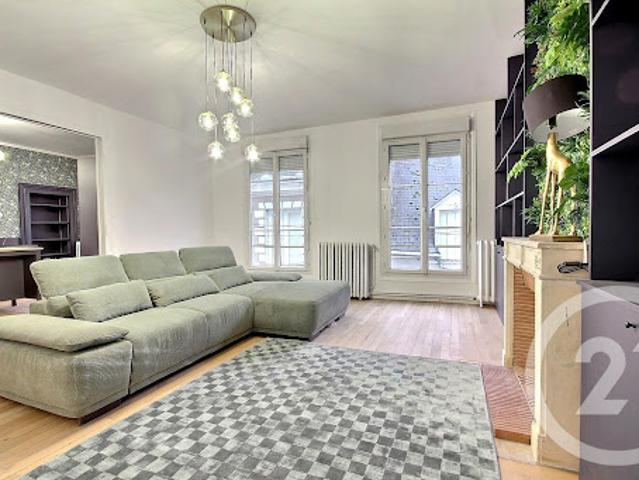 Appartement contemporain avec terrasse