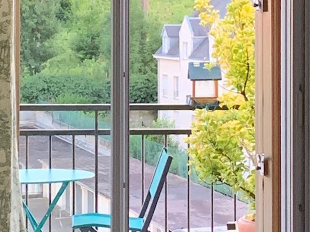 Appartement contemporain avec terrasse