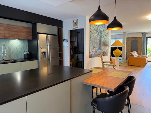 Appartement contemporain avec terrasse