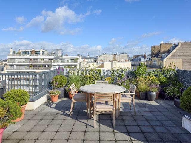 Appartement contemporain avec terrasse